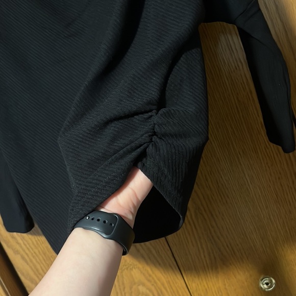 Voianlimo womens top size medium - Picture 4 of 5